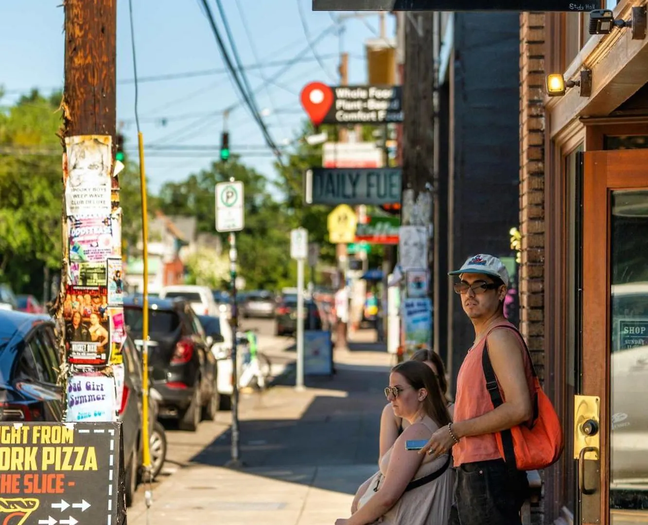 Modern Portland Studio - Food Carts & Local Shops USA